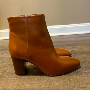 Brand new 
Aquatalia ankle boots size 6.5